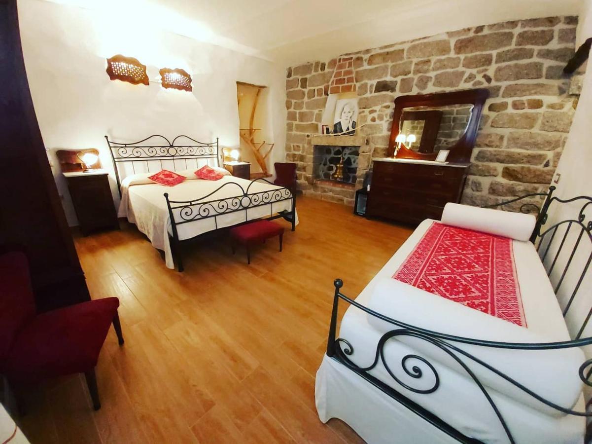 Al Vecchio Corso B&B 滕皮奥保萨尼亚 外观 照片