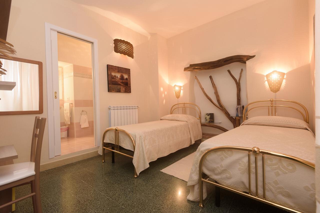 Al Vecchio Corso B&B 滕皮奥保萨尼亚 外观 照片